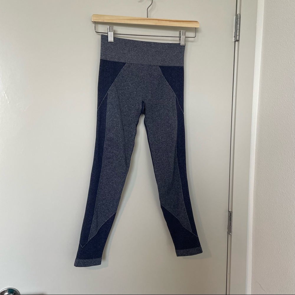 Aerie Chill Play Move Seamless Leggings Size Small Blue Athleisure Work Out Gym